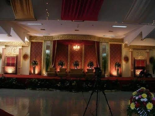 Bahari Inn Tegal Exterior photo
